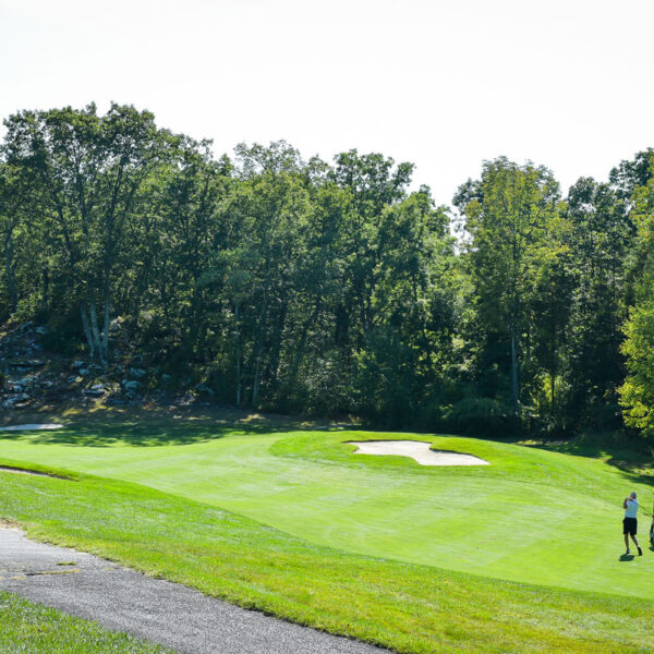 Hole 7 - Rock Pile at SkyView Golf Club in New Jersey.